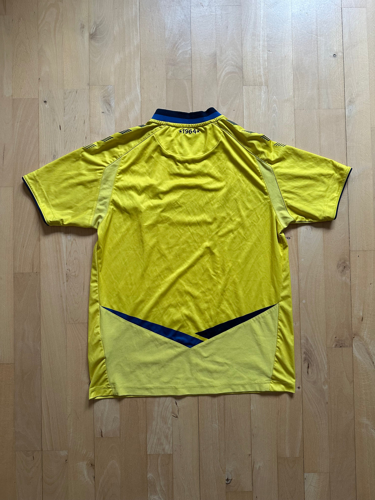 Hjemmebane 2013/2014 (Small)