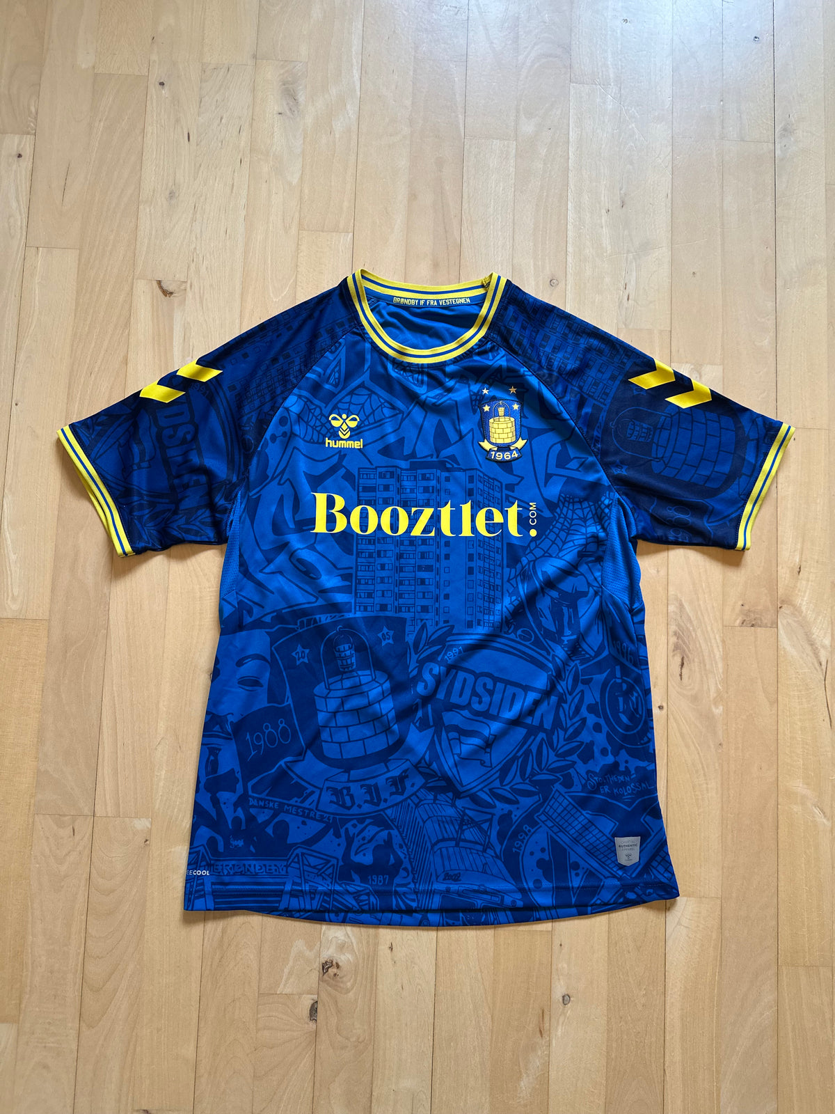 Udebane 2022/2023 (XL)
