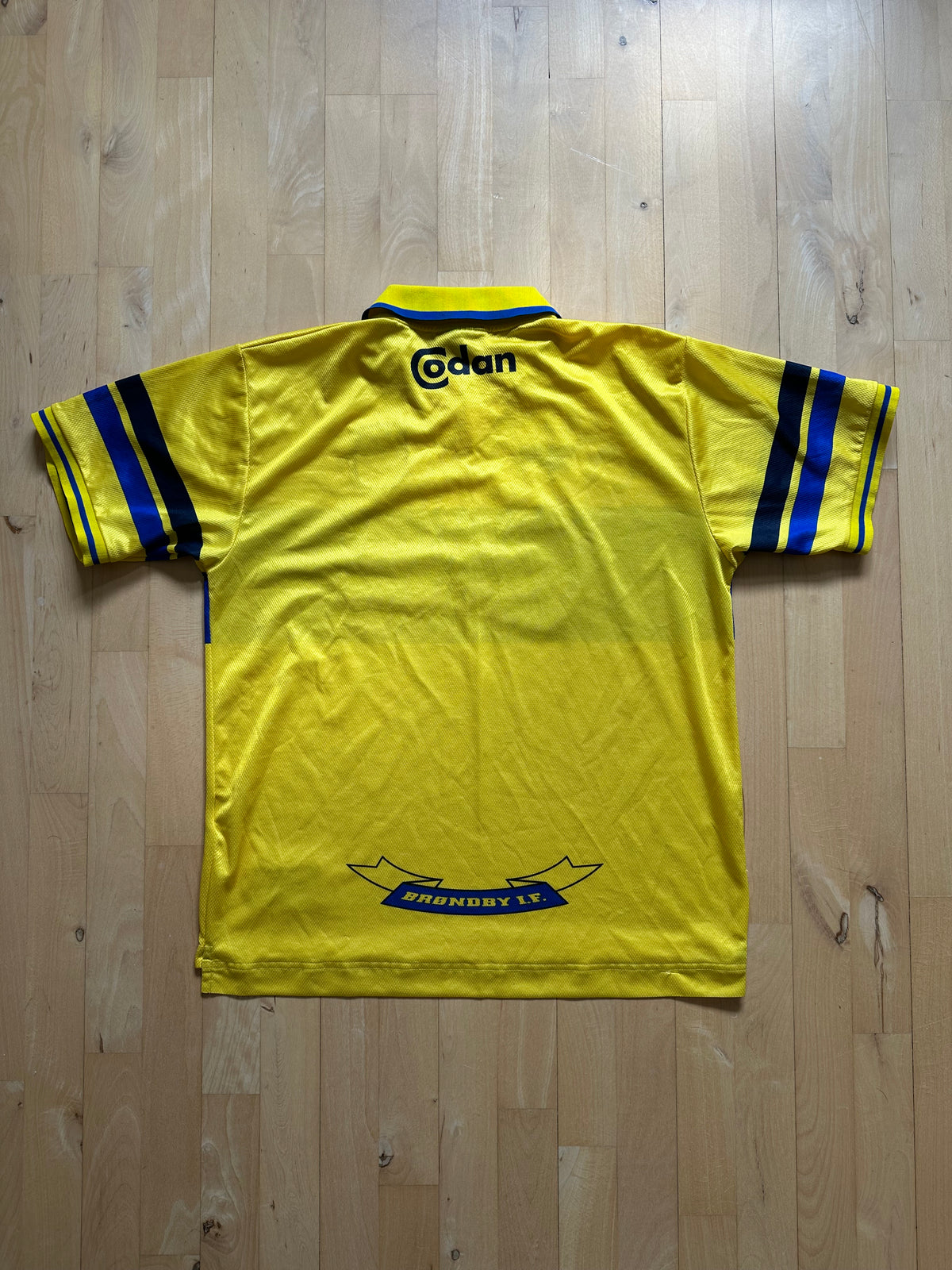 Hjemmebane 1998/2000 (XL)