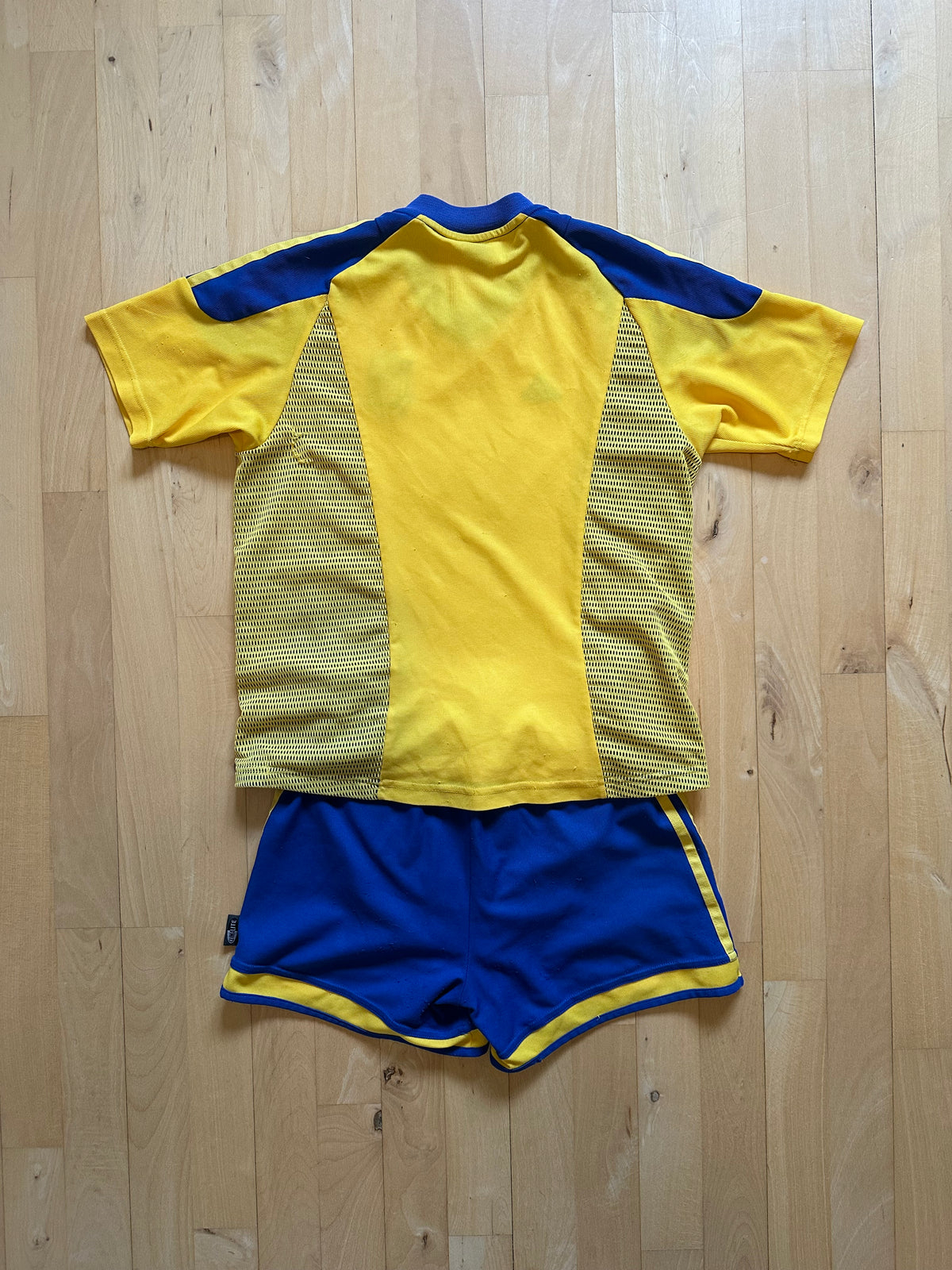Hjemmebanesæt 2002/2004 (164 / 14 år / XS)