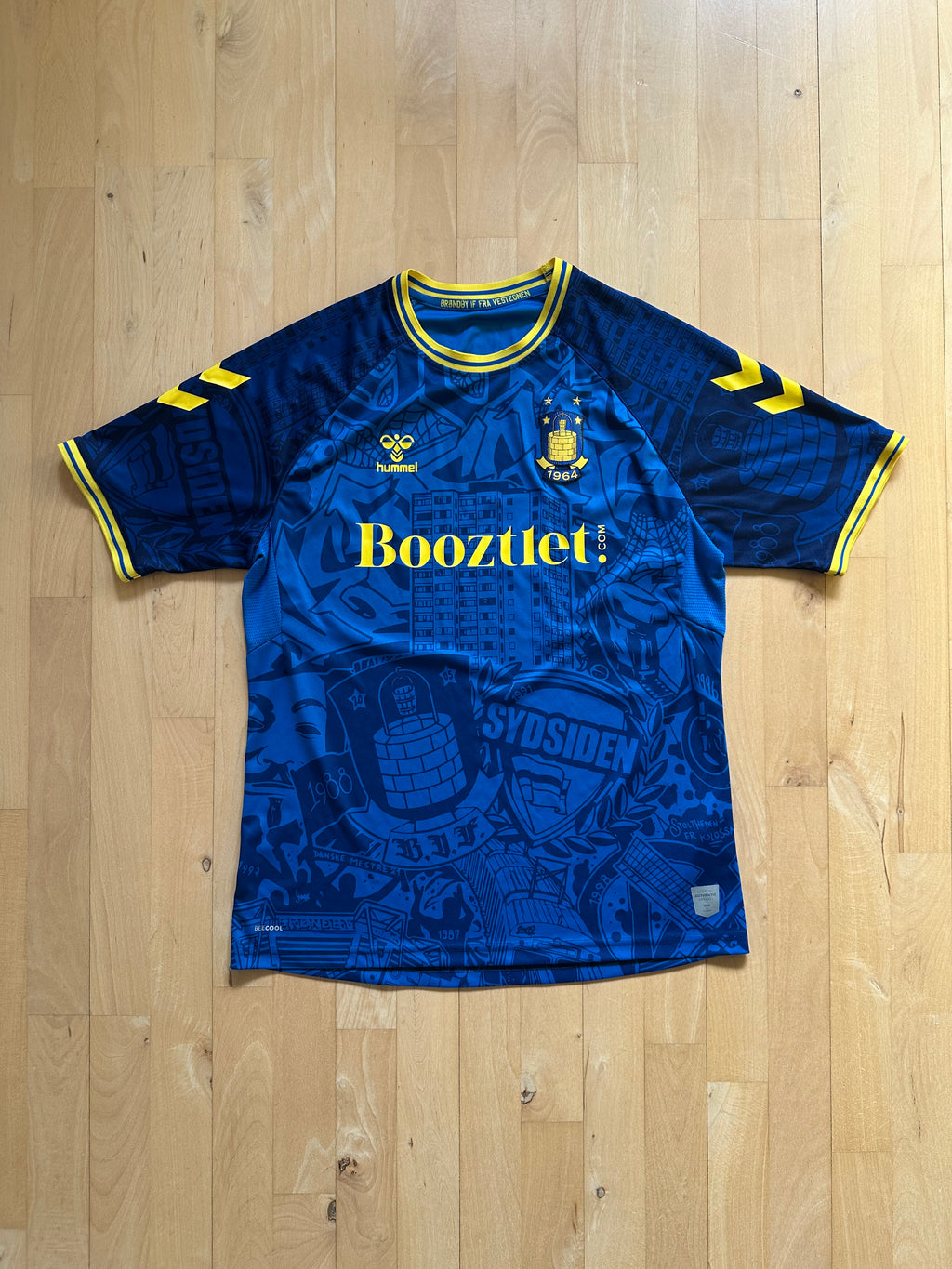 Udebane 2022/2023 (XL)