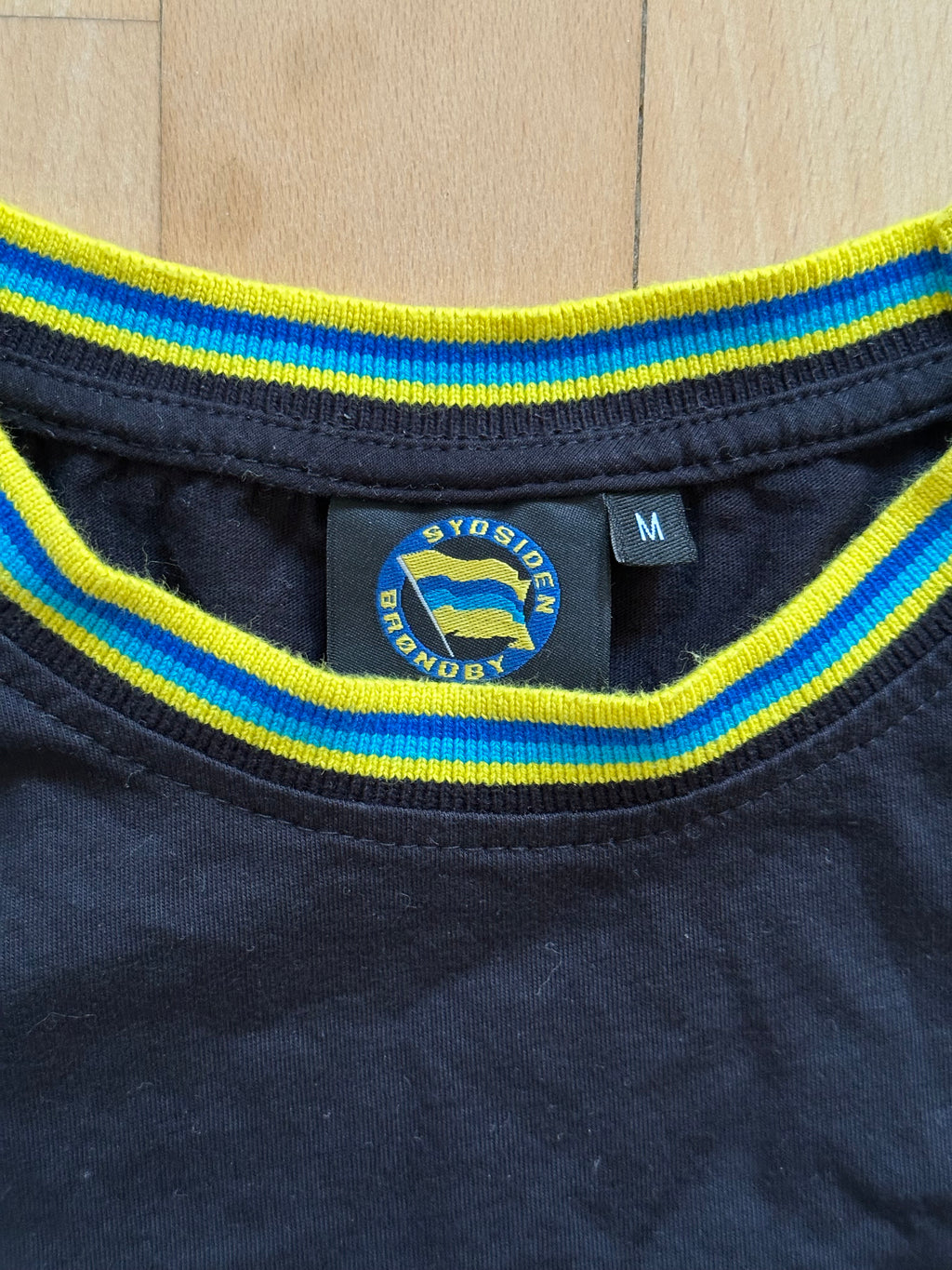 Sydsiden t-shirt (Medium)
